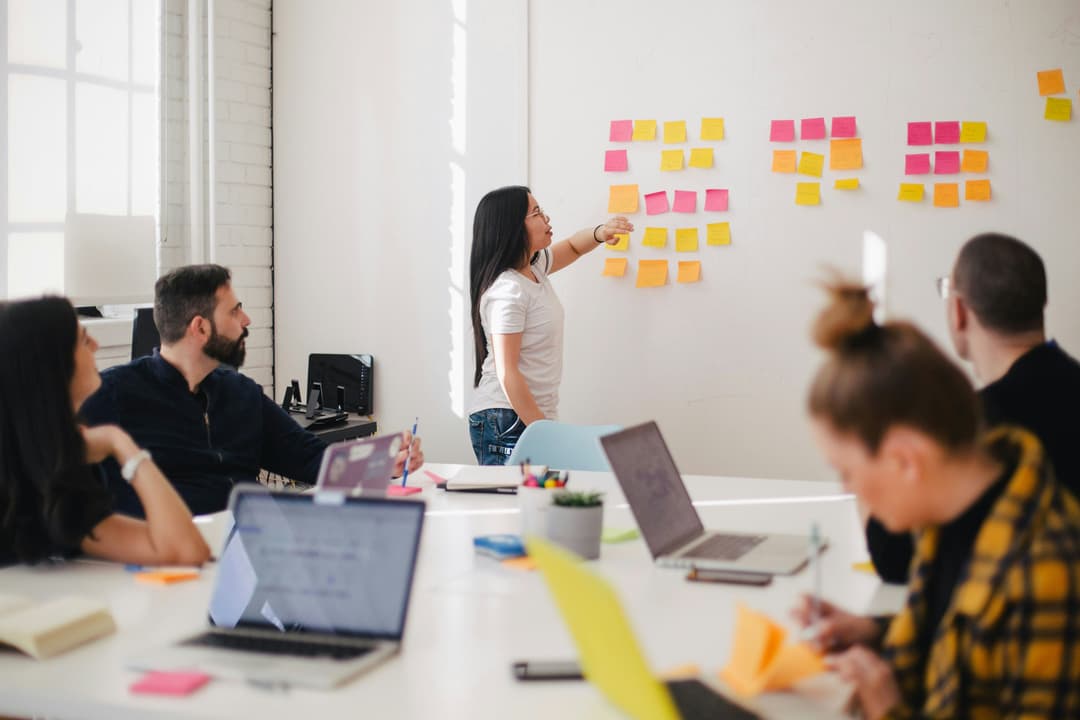 The Differences Between B2B and B2C Contract Personalization