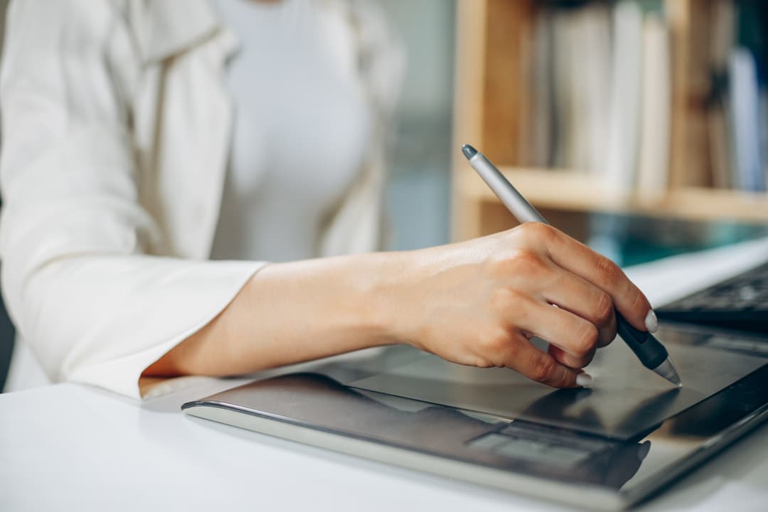 How to Integrate Contract Personalization into a Customer Relationship Management (CRM) System
